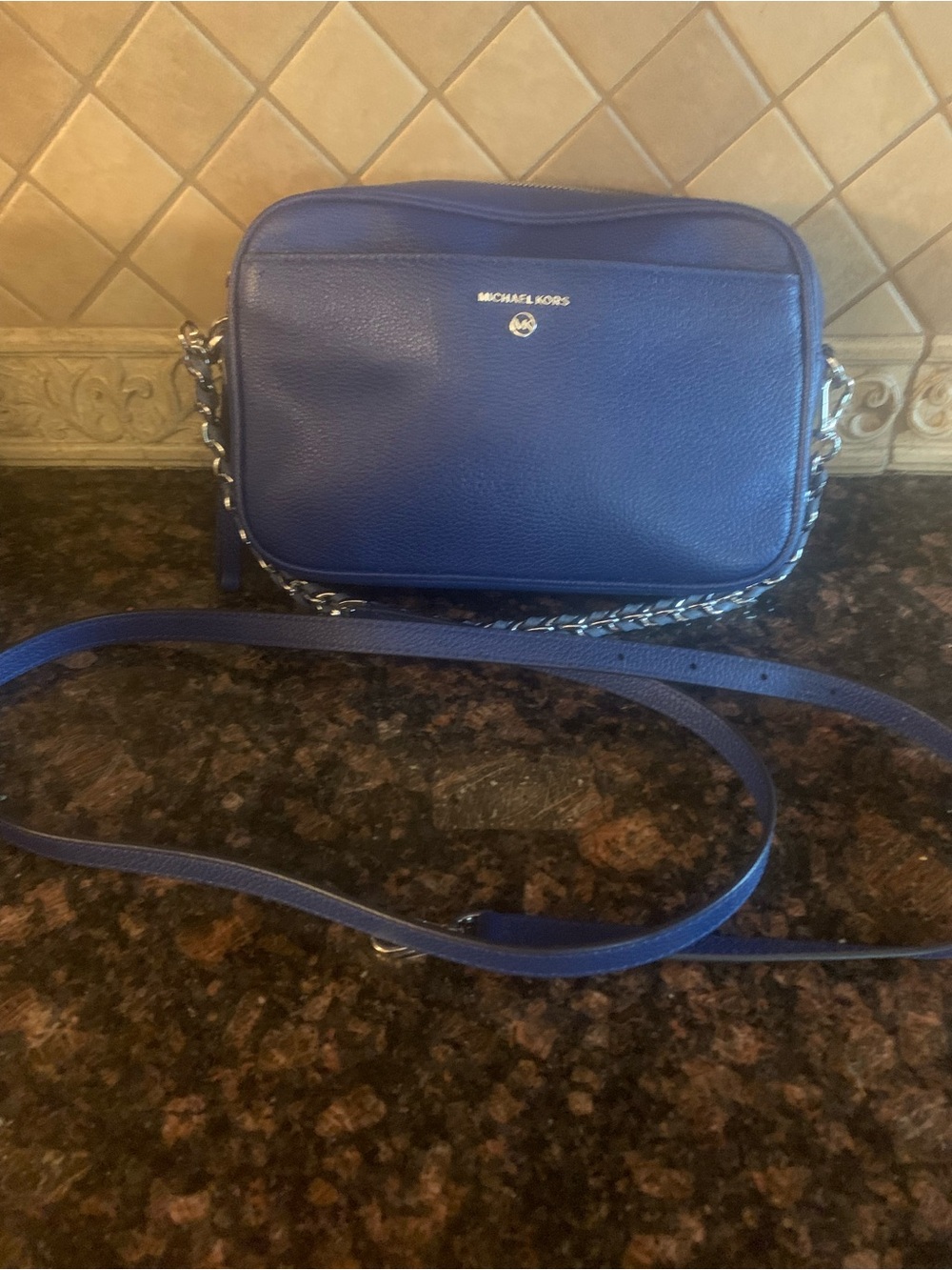NWOT CLASSY M KORS JET SET XBODY W/ BRAID LEATHER HAND CARRY UNIQUE BLUE